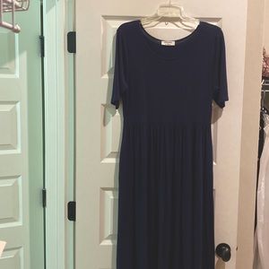 Navy blue round neck dress with short sleeves